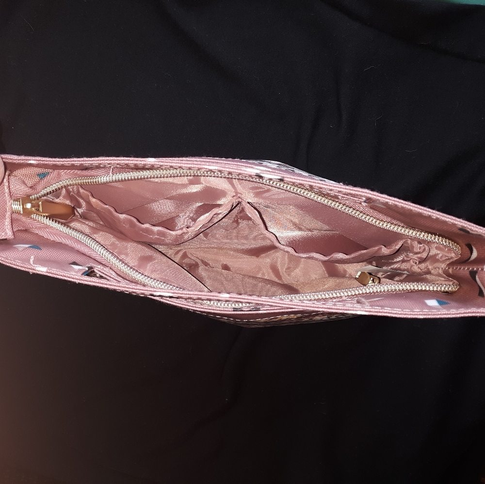 Makeup bag - Picture 2 of 3